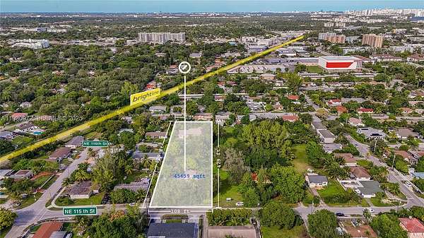0.98 Acres of Residential Land for Sale in Miami, Florida