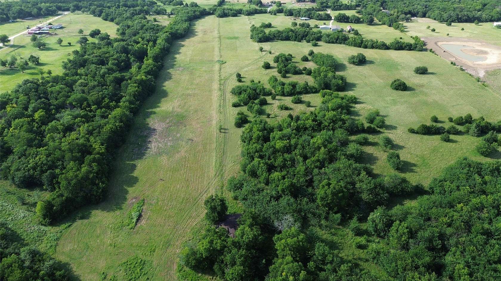 37 Acres of Land for Sale in Campbell, Texas