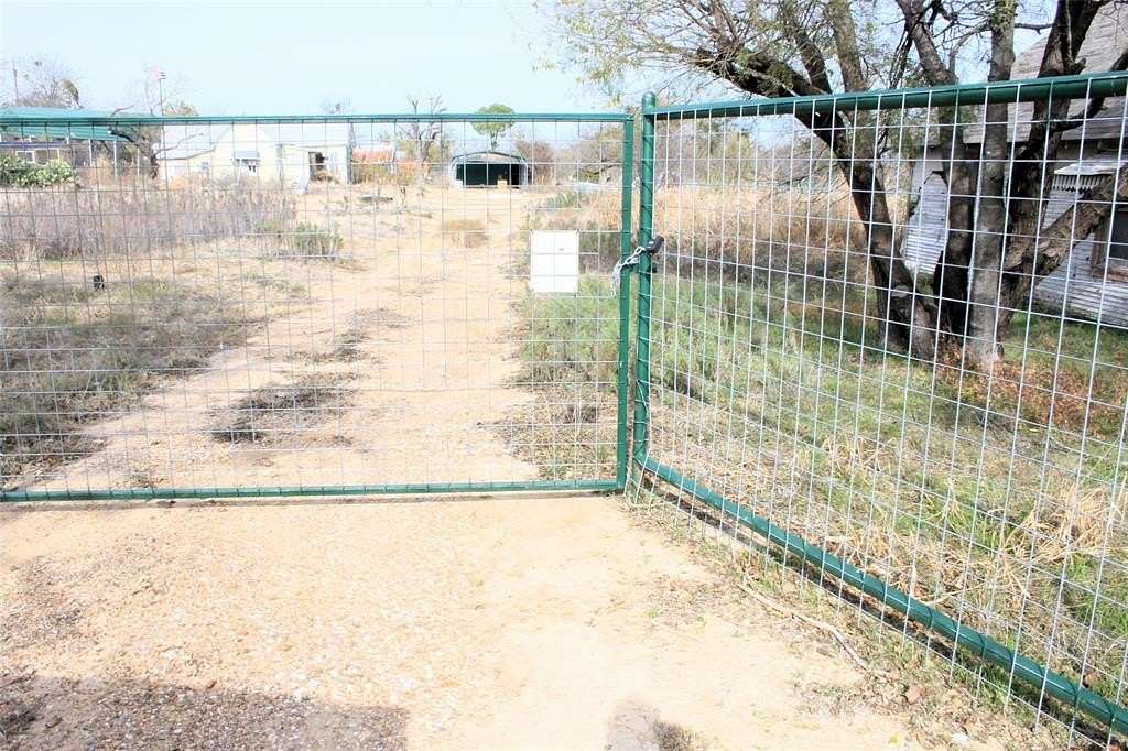 1.56 Acres of Residential Land with Home for Sale in Richland Springs, Texas
