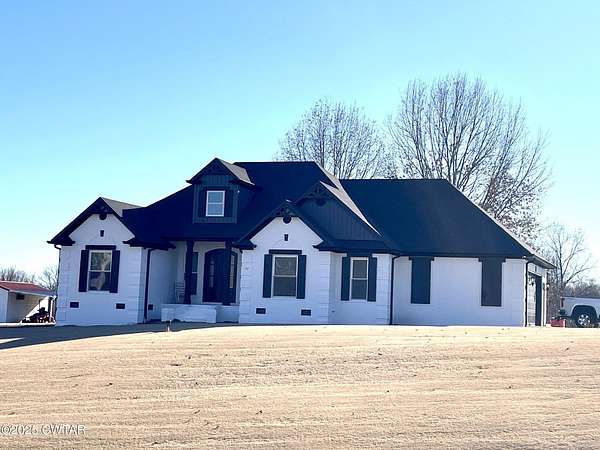 2 Acres of Residential Land with Home for Sale in Bradford, Tennessee