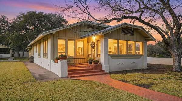 920 Acres of Land with Home for Sale in Del Rio, Texas