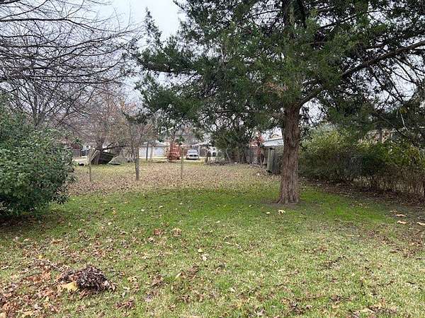 0.25 Acres of Residential Land for Sale in Cleburne, Texas