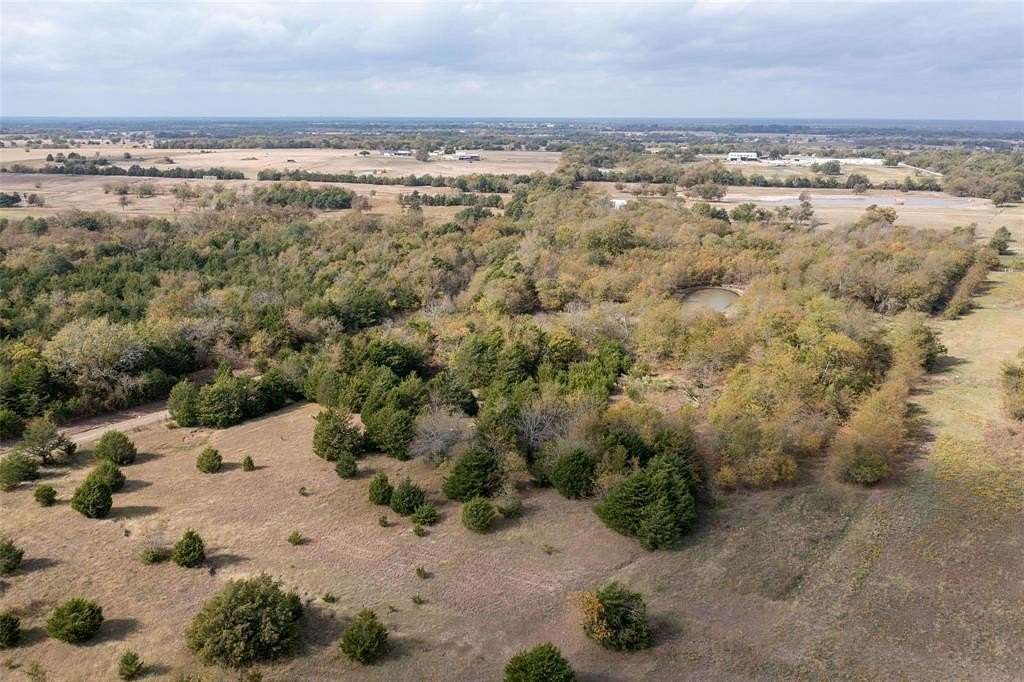 20 Acres of Agricultural & Residential Land for Sale in Campbell, Texas