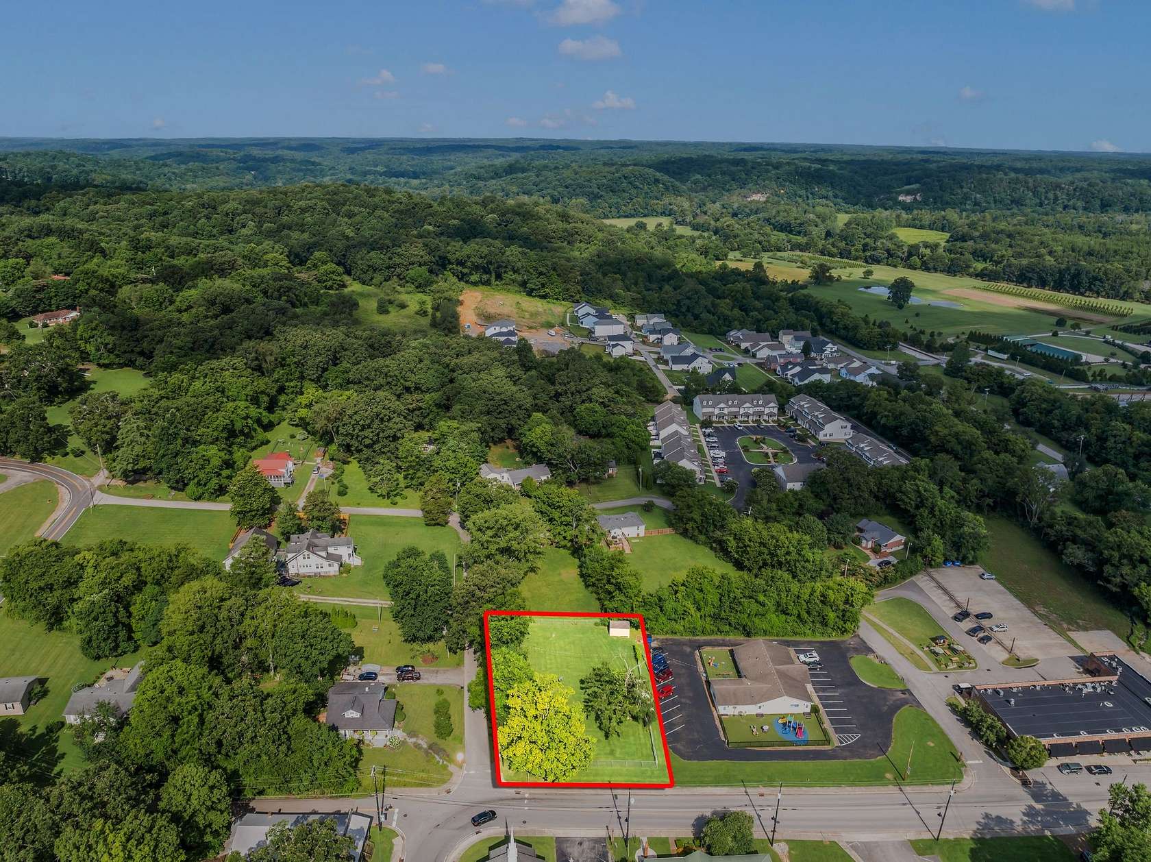 0.34 Acres of Commercial Land for Sale in Kingston Springs, Tennessee