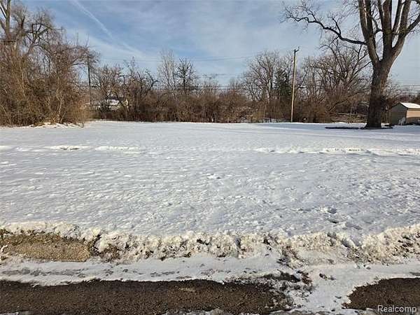 0.05 Acres of Residential Land for Sale in Inkster, Michigan