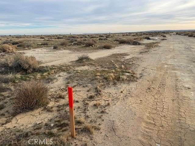 7.66 Acres of Land for Sale in Lancaster, California