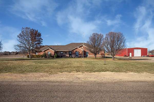 2.22 Acres of Residential Land with Home for Sale in Amarillo, Texas