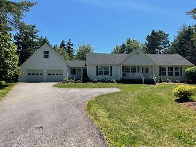 2.5 Acres of Residential Land with Home for Sale in Cushing, Maine