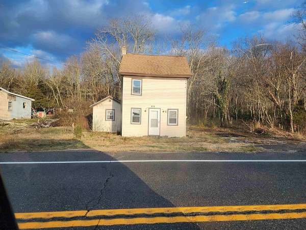 1.1 Acres of Residential Land with Home for Sale in Port Norris, New Jersey