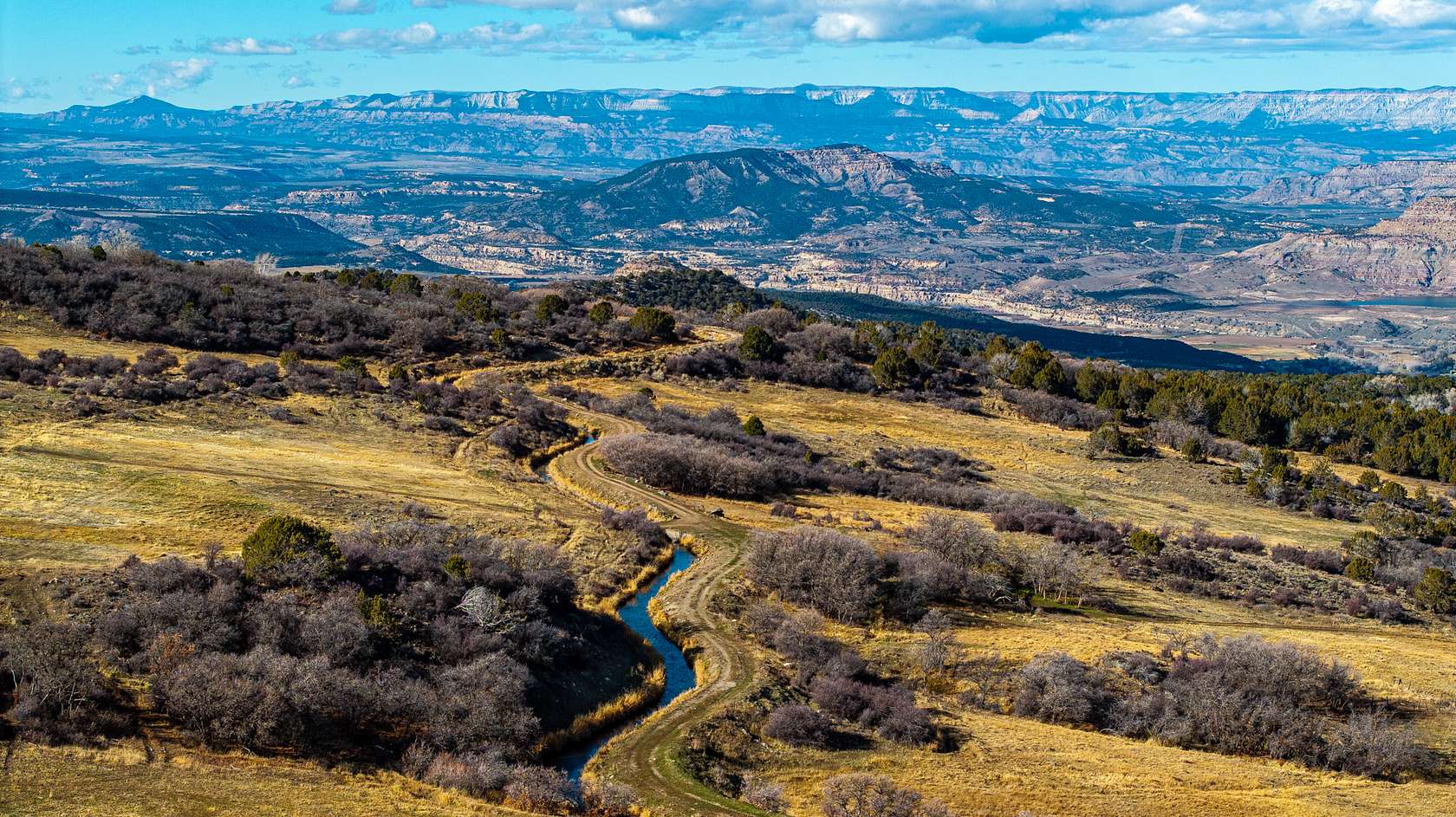527 Acres of Land for Sale in Mesa, Colorado