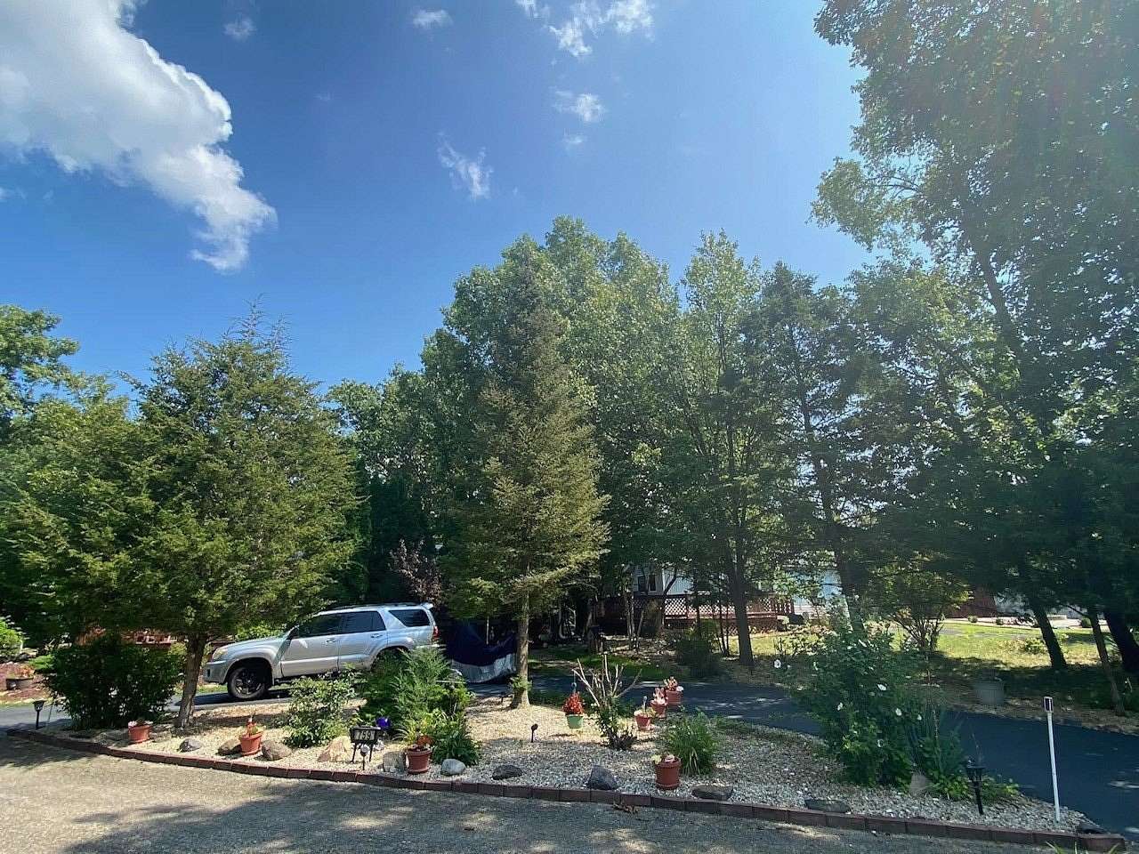 Residential Land with Home for Sale in Seneca, Illinois