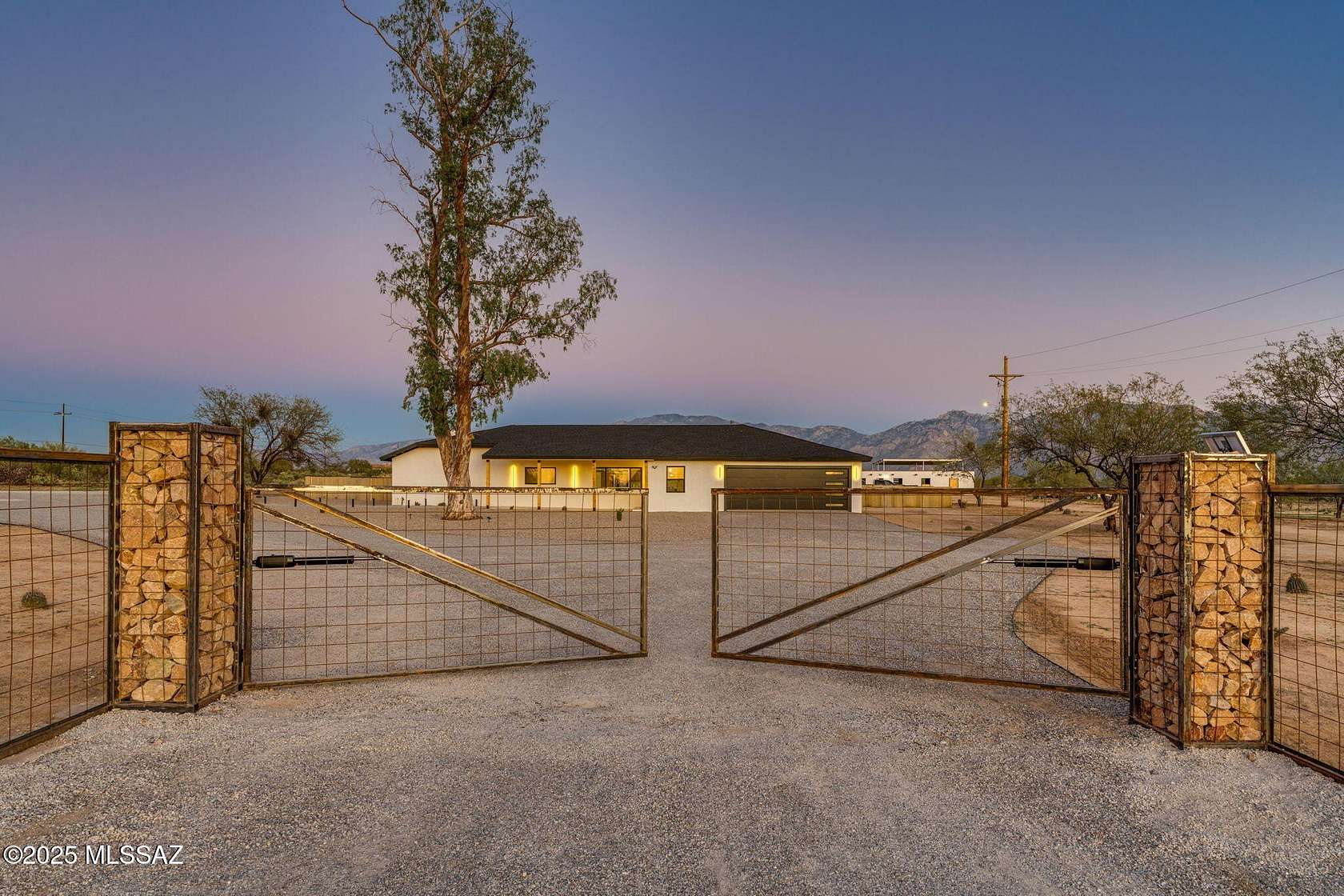 9.1 Acres of Land with Home for Sale in Tucson, Arizona