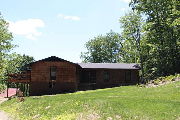 19.2 Acres of Land with Home for Sale in Bent Mountain, Virginia