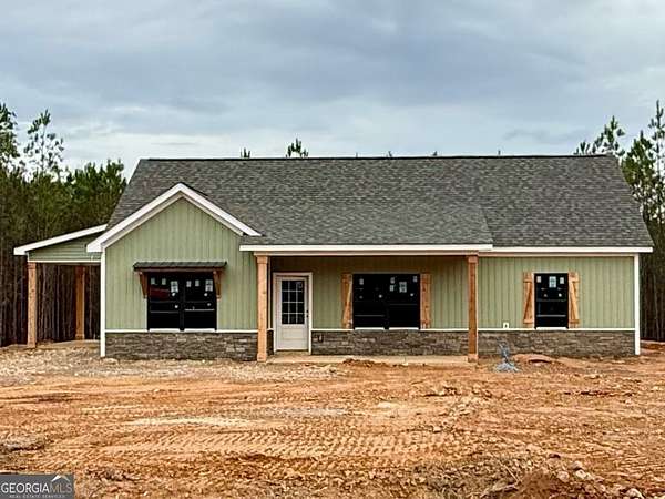 5 Acres of Residential Land with Home for Sale in Tallapoosa, Georgia