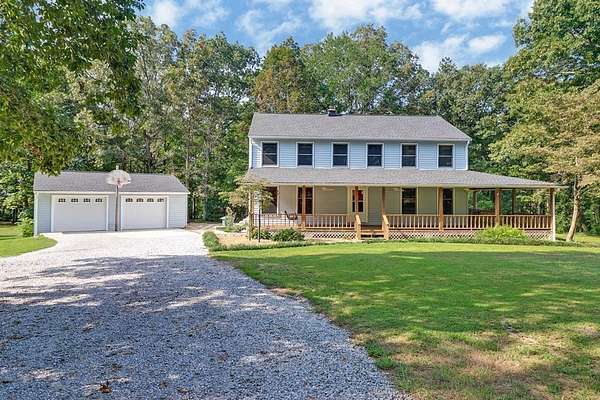 4.5 Acres of Land with Home for Sale in Crossville, Tennessee