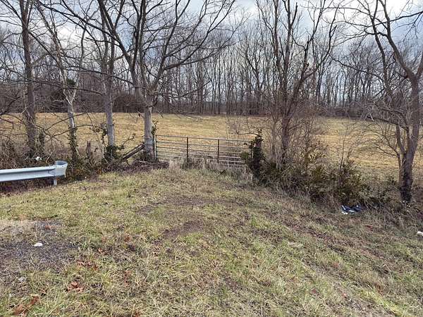 8.89 Acres of Land for Sale in Stanford, Kentucky
