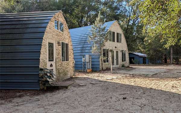 13.9 Acres of Land with Home for Sale in Dunnellon, Florida