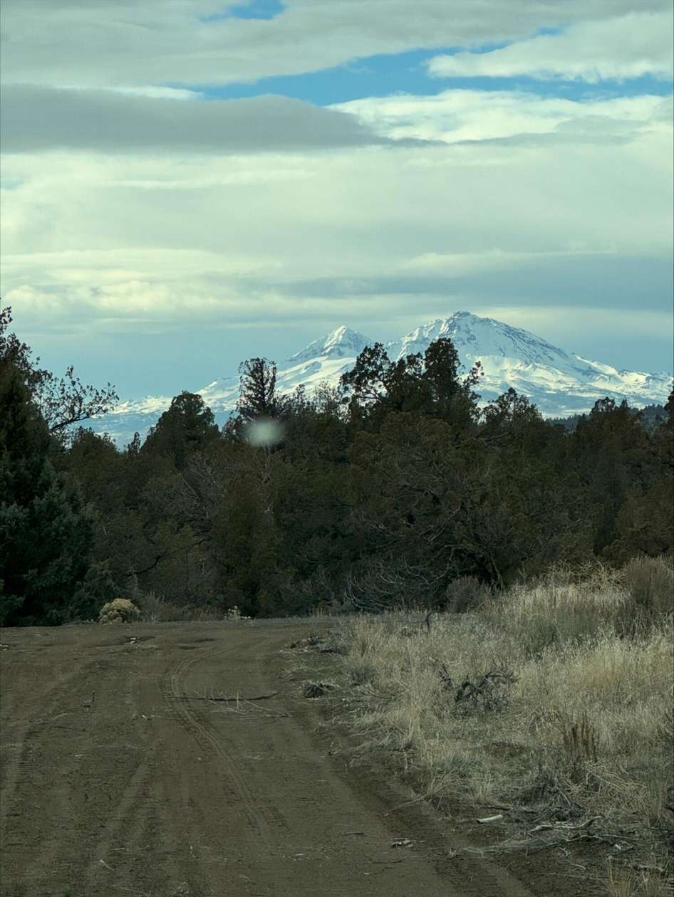 5 Acres of Residential Land for Sale in Terrebonne, Oregon