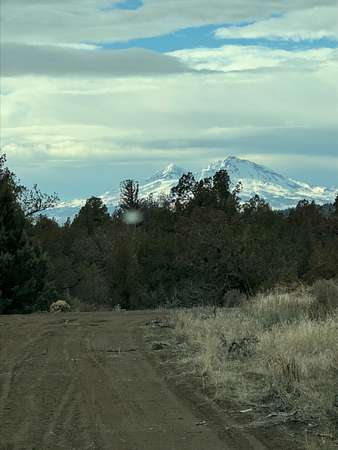 5 Acres of Residential Land for Sale in Terrebonne, Oregon