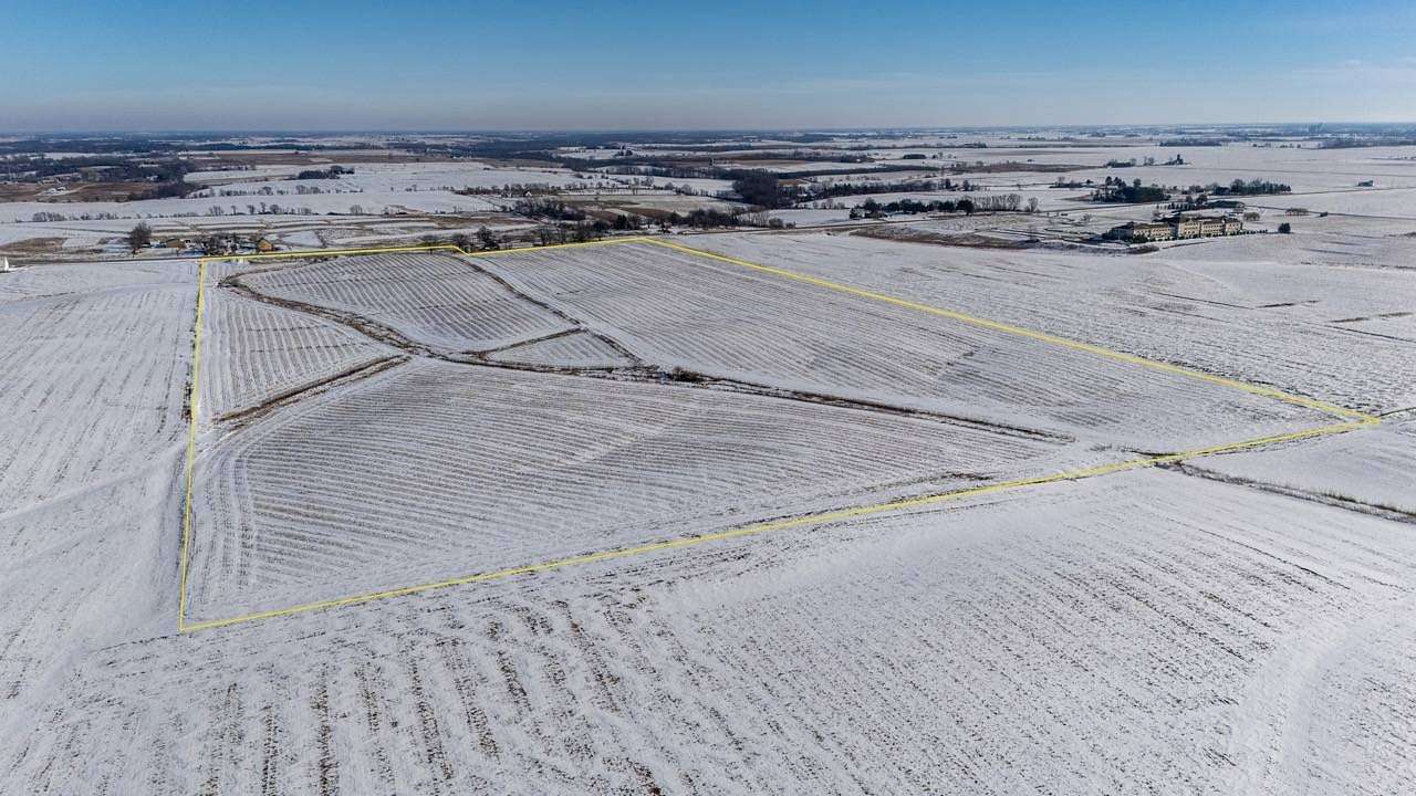 75.3 Acres of Agricultural Land for Sale in Fairfield, Iowa