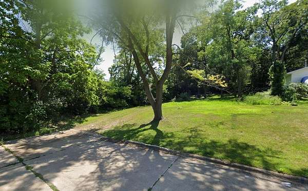 0.36 Acres of Residential Land for Sale in Rockford, Illinois