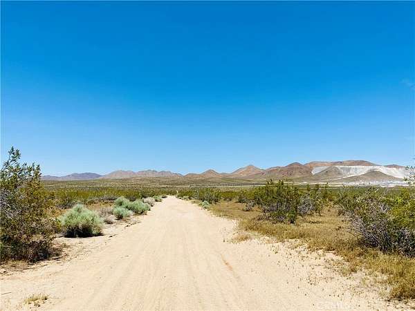4.26 Acres of Land for Sale in Apple Valley, California
