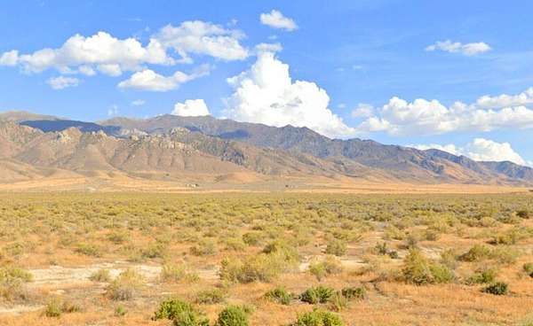 1.5 Acres of Residential Land for Sale in Lovelock, Nevada