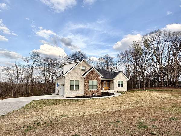 2 Acres of Land with Home for Sale in Pulaski, Tennessee