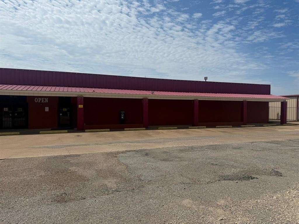 3.69 Acres of Commercial Land for Lease in Malakoff, Texas