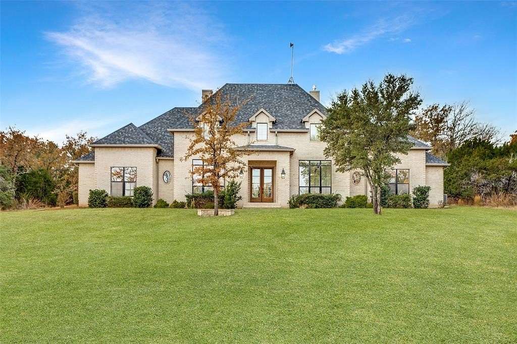 6 Acres of Residential Land with Home for Sale in Glen Rose, Texas