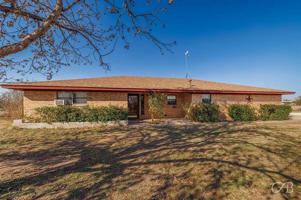 3 Acres of Residential Land with Home for Sale in Abilene, Texas