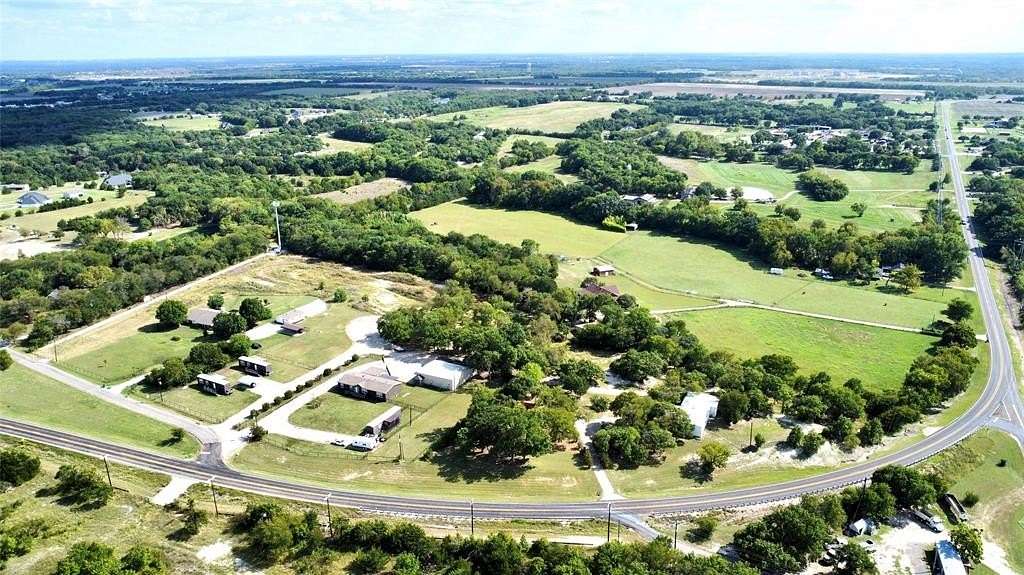 8 Acres of Improved Mixed-Use Land for Sale in McKinney, Texas
