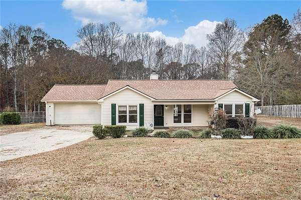 2 Acres of Residential Land with Home for Sale in Auburn, Georgia