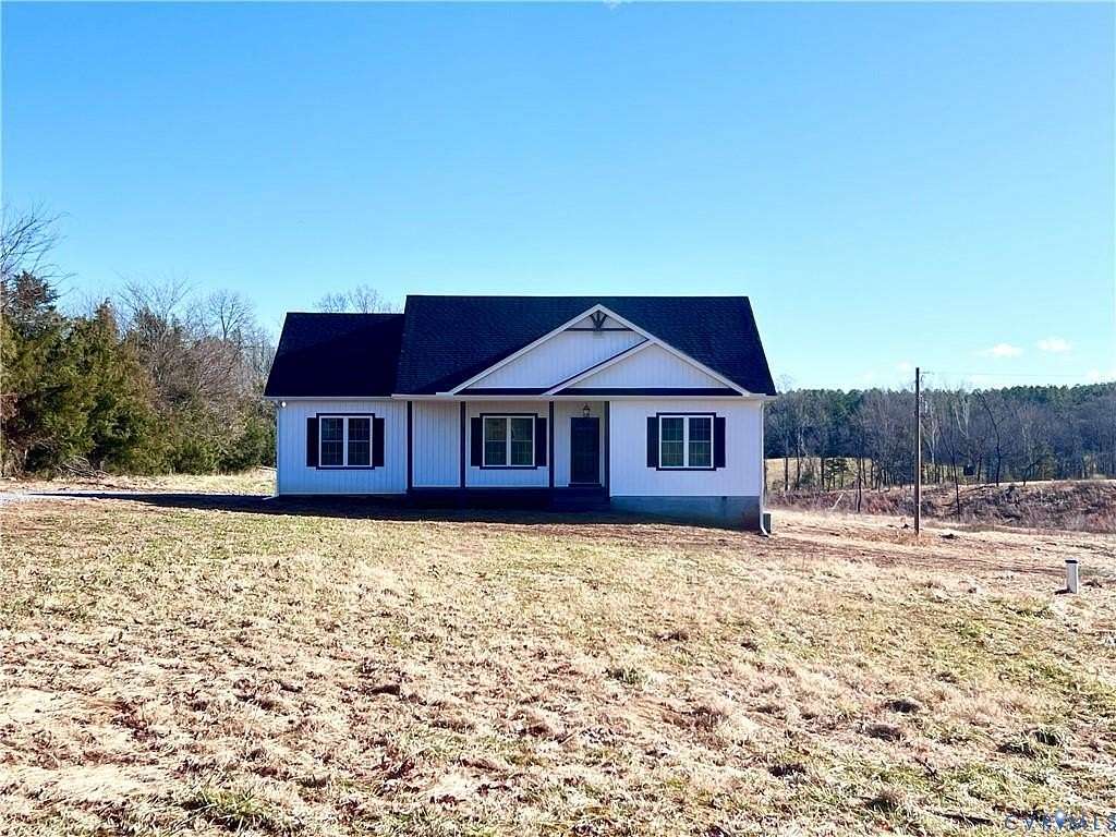 5 Acres of Land with Home for Sale in Amelia Court House, Virginia