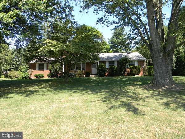 1.5 Acres of Residential Land with Home for Lease in Rising Sun, Maryland