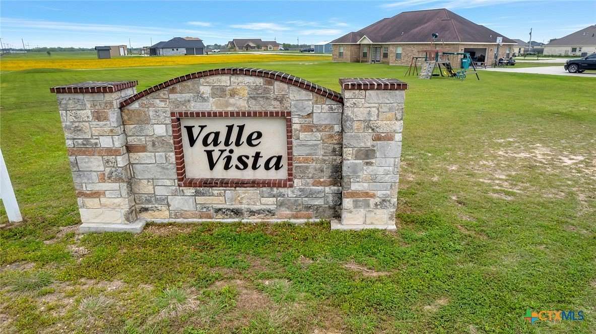 1 Acre of Residential Land for Sale in Victoria, Texas