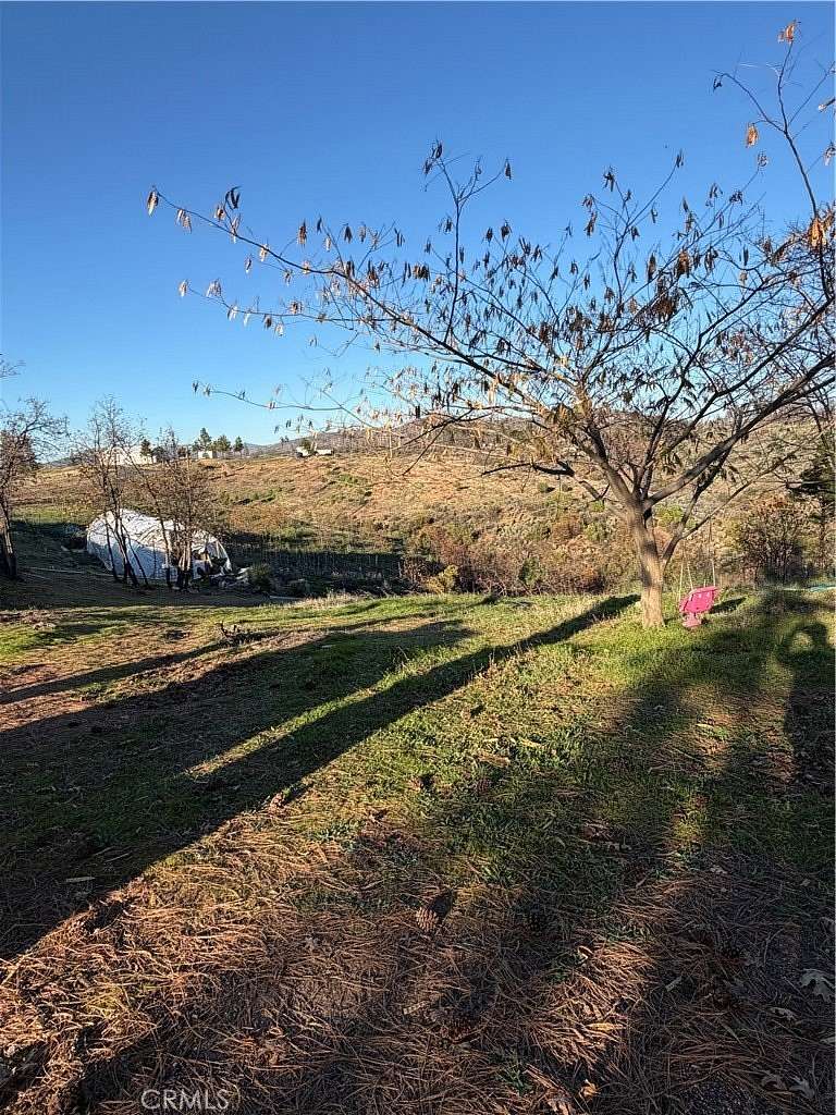 2.38 Acres of Residential Land with Home for Sale in Oroville, California