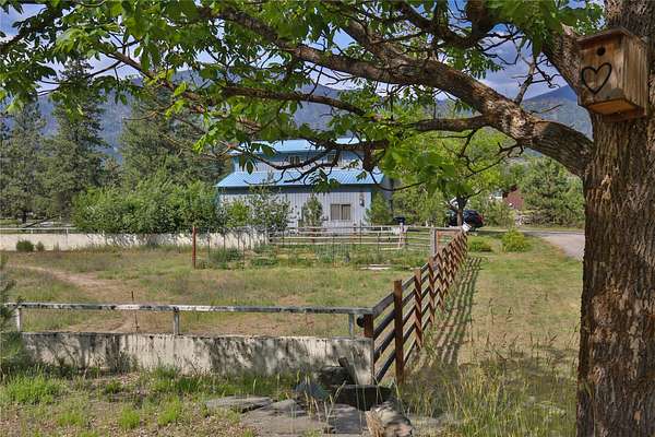 12 Acres of Land with Home for Sale in Thompson Falls, Montana