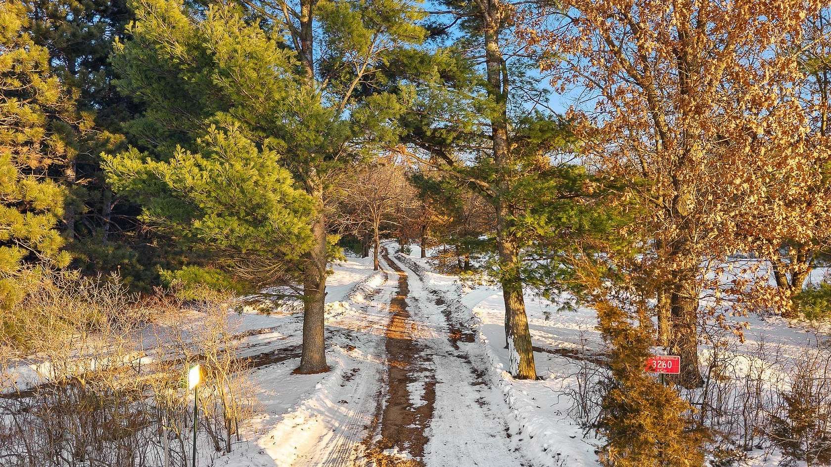 3 Acres of Residential Land for Sale in Wisconsin Dells, Wisconsin