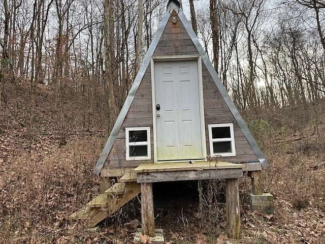 9.4 Acres of Land for Sale in Parthenon, Arkansas