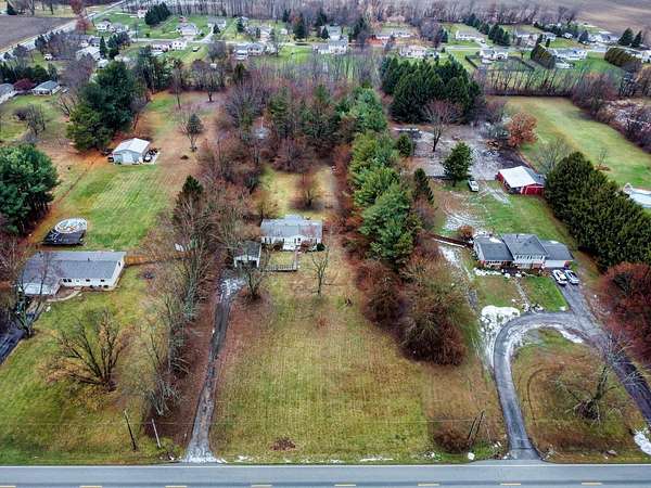 2.5 Acres of Residential Land with Home for Sale in Hebron, Indiana