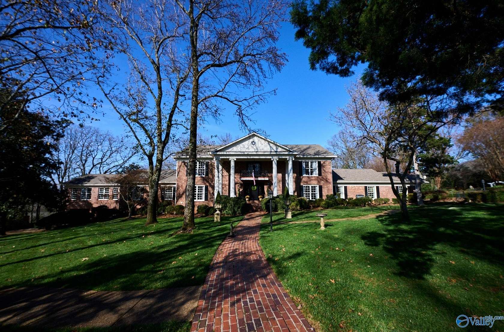 2.25 Acres of Residential Land with Home for Sale in Huntsville, Alabama