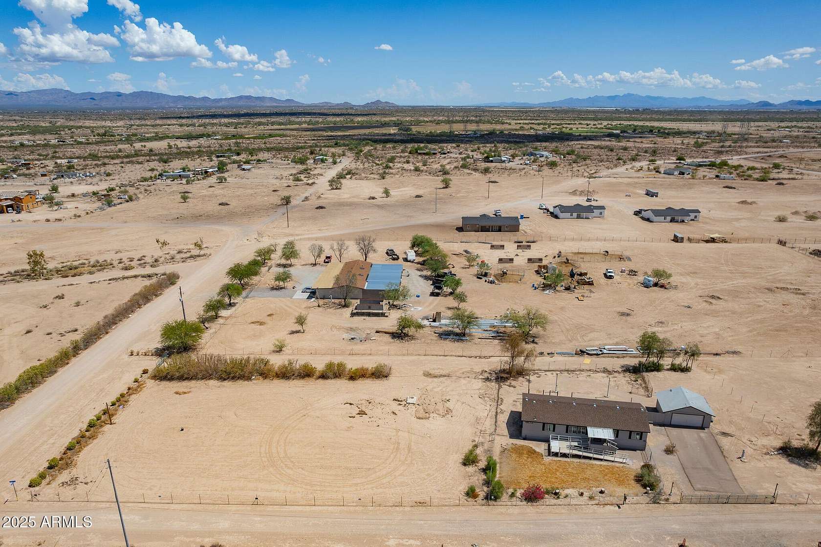 2.5 Acres of Residential Land with Home for Sale in Tonopah, Arizona