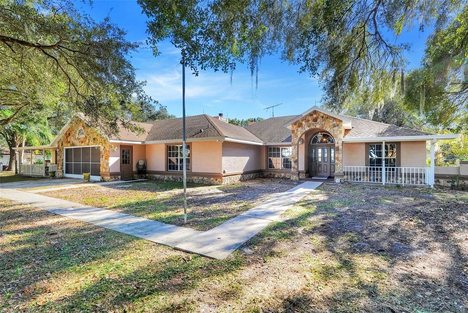 9.6 Acres of Residential Land with Home for Sale in Umatilla, Florida