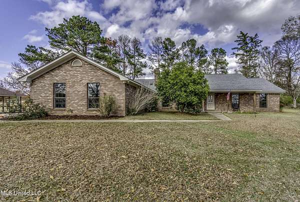 5.1 Acres of Land with Home for Sale in Crystal Springs, Mississippi