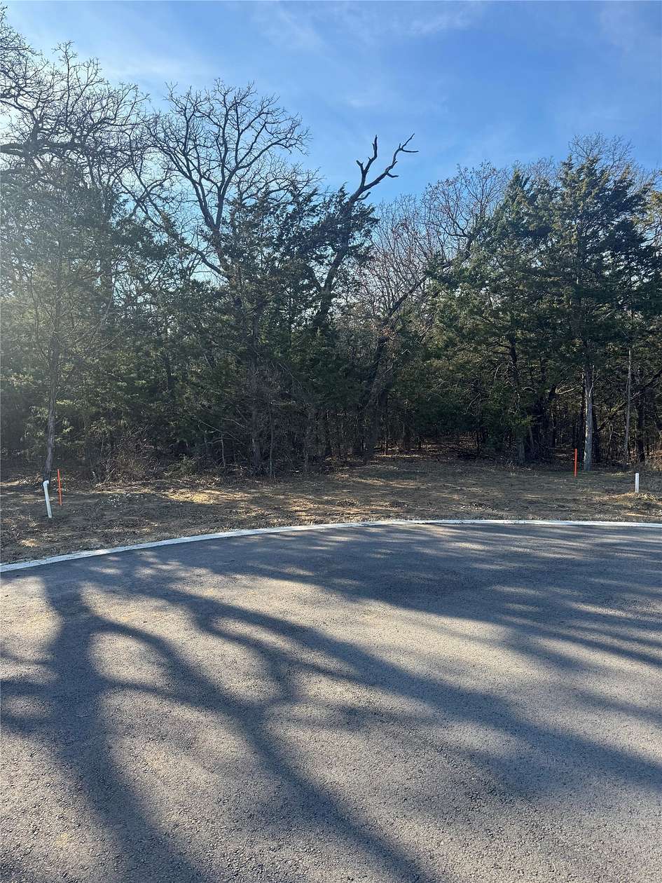 0.28 Acres of Residential Land for Sale in Gordonville, Texas