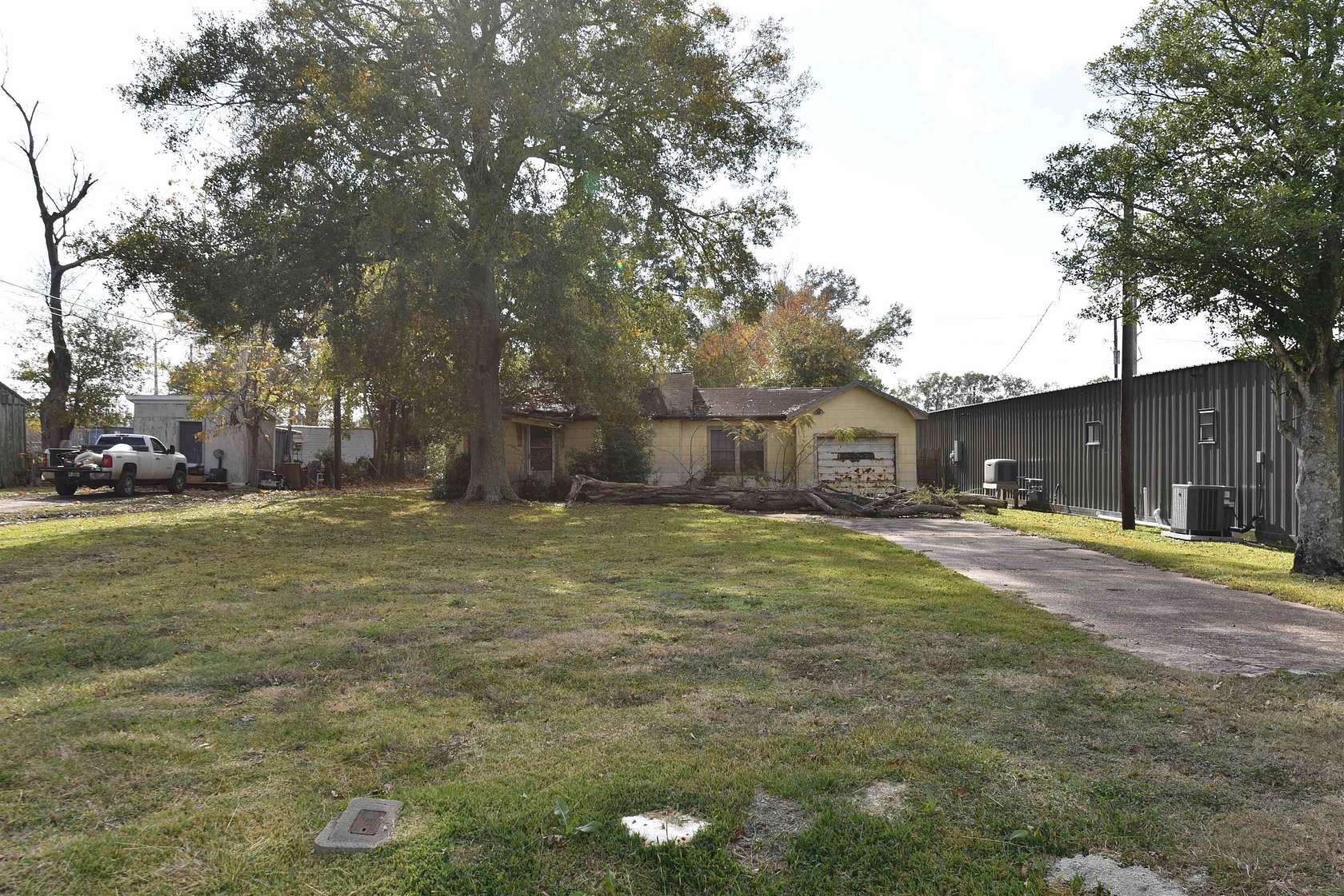 0.61 Acres of Residential Land for Sale in Nederland, Texas