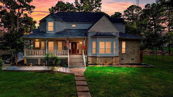 20 Acres of Recreational Land with Home for Sale in Bullard, Texas