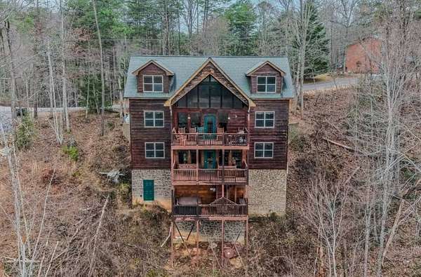 2.15 Acres of Residential Land with Home for Sale in Sevierville, Tennessee