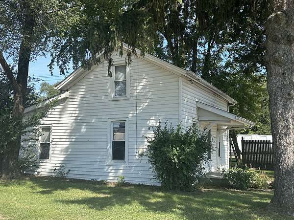 0.11 Acres of Commercial Land for Sale in Genoa, Illinois